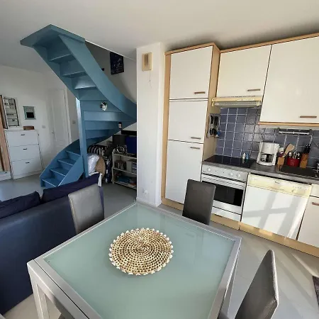 Duplex à Avec Balcon, Parking Et Wi-fi - Fr-1-675-16 Appartement Wimereux